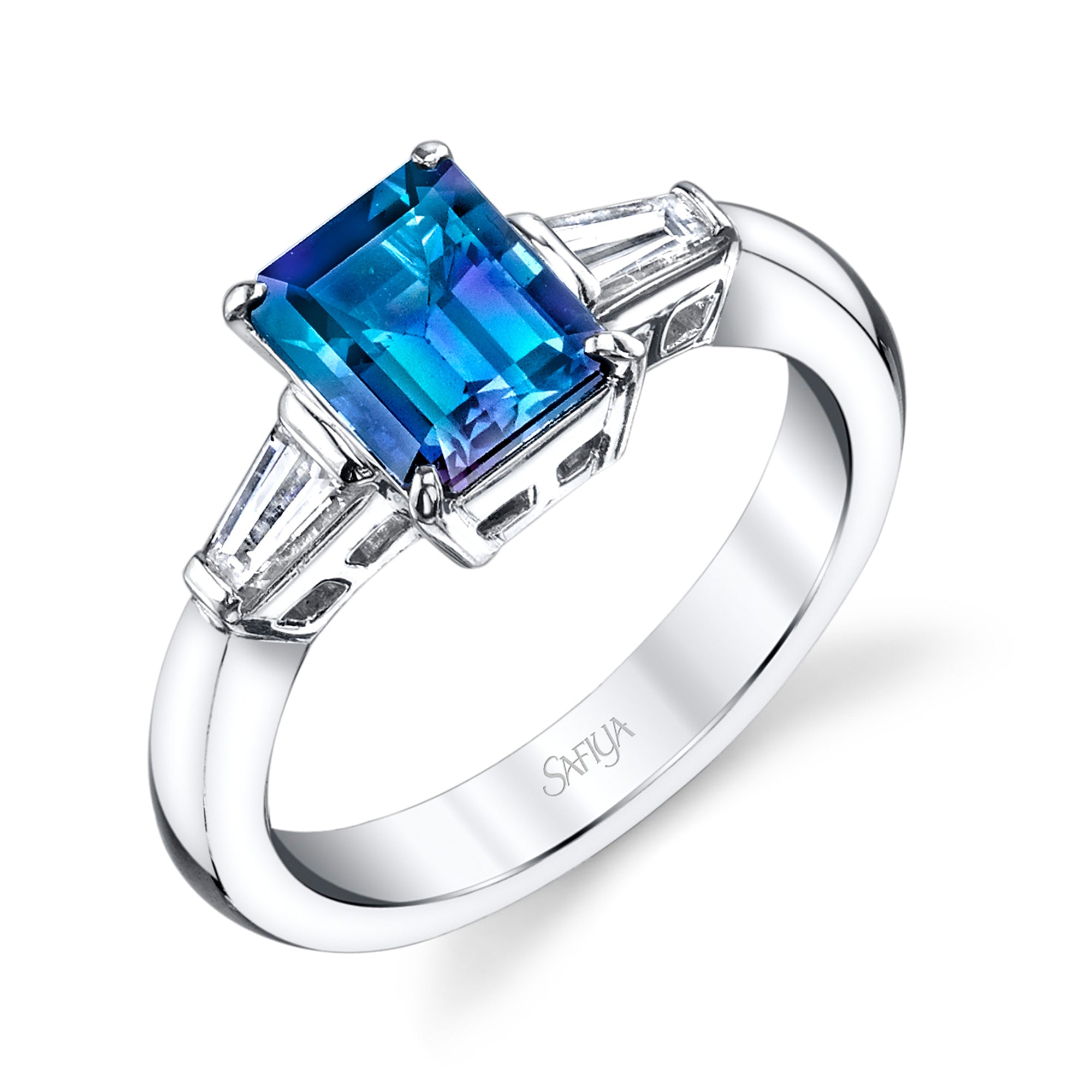 Queen of North - Platinum Alexandrite Ring