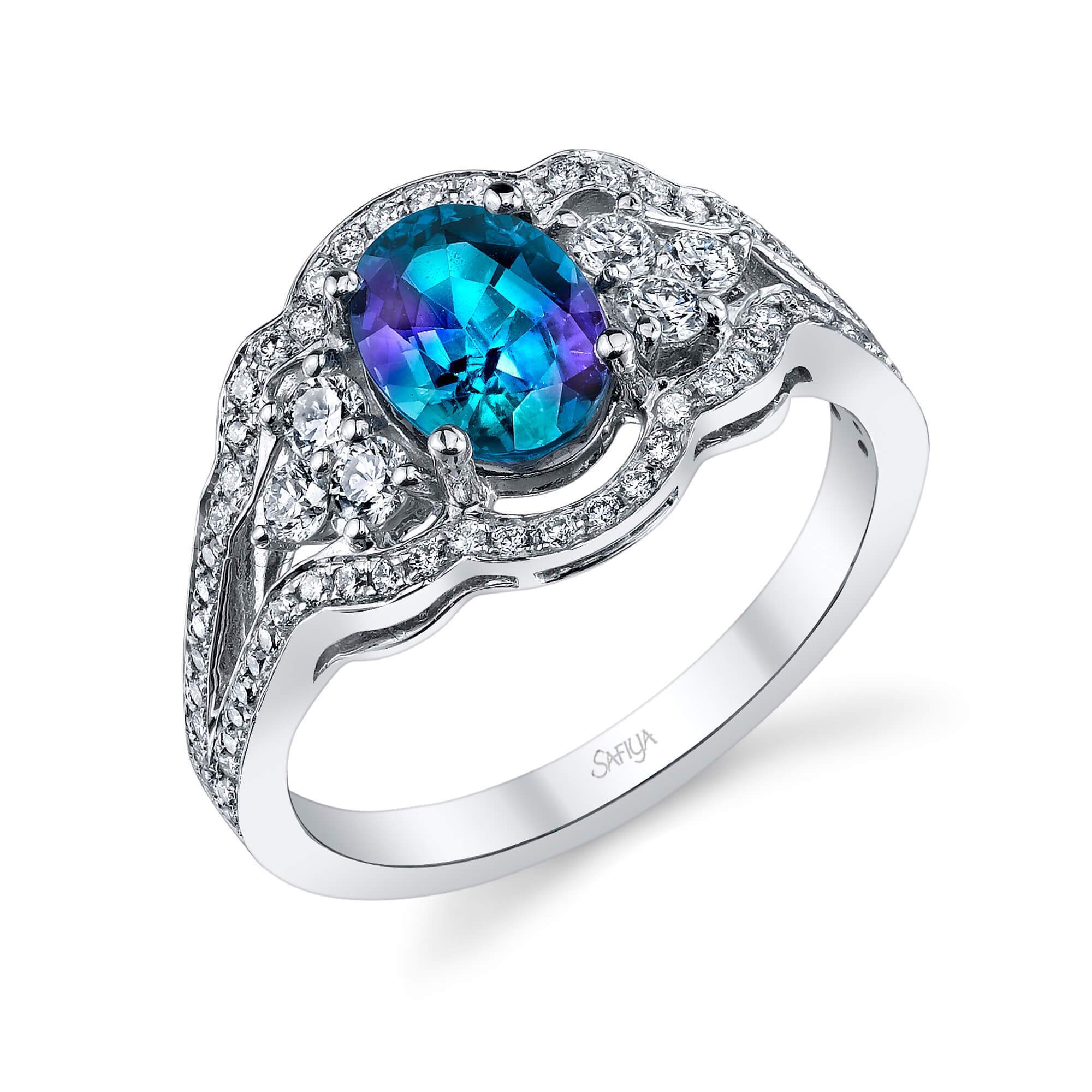 Regal Paradise - 14K White Gold Alexandrite Ring