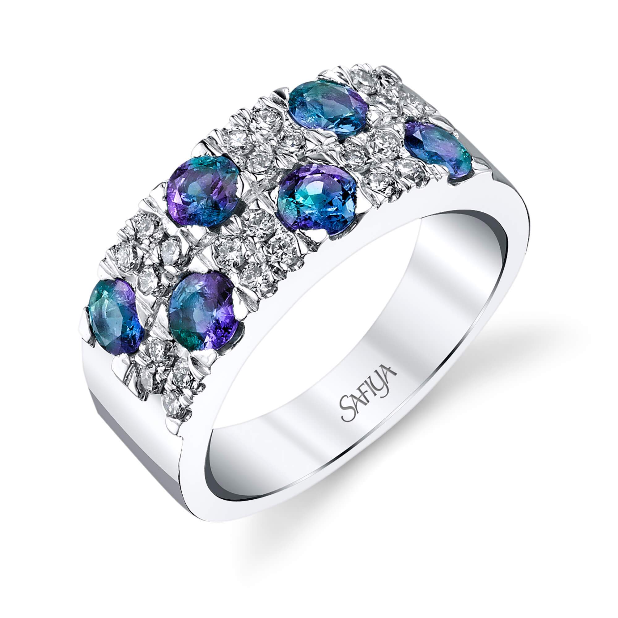 Nature's Hymn - 14K White Gold Alexandrite Ring