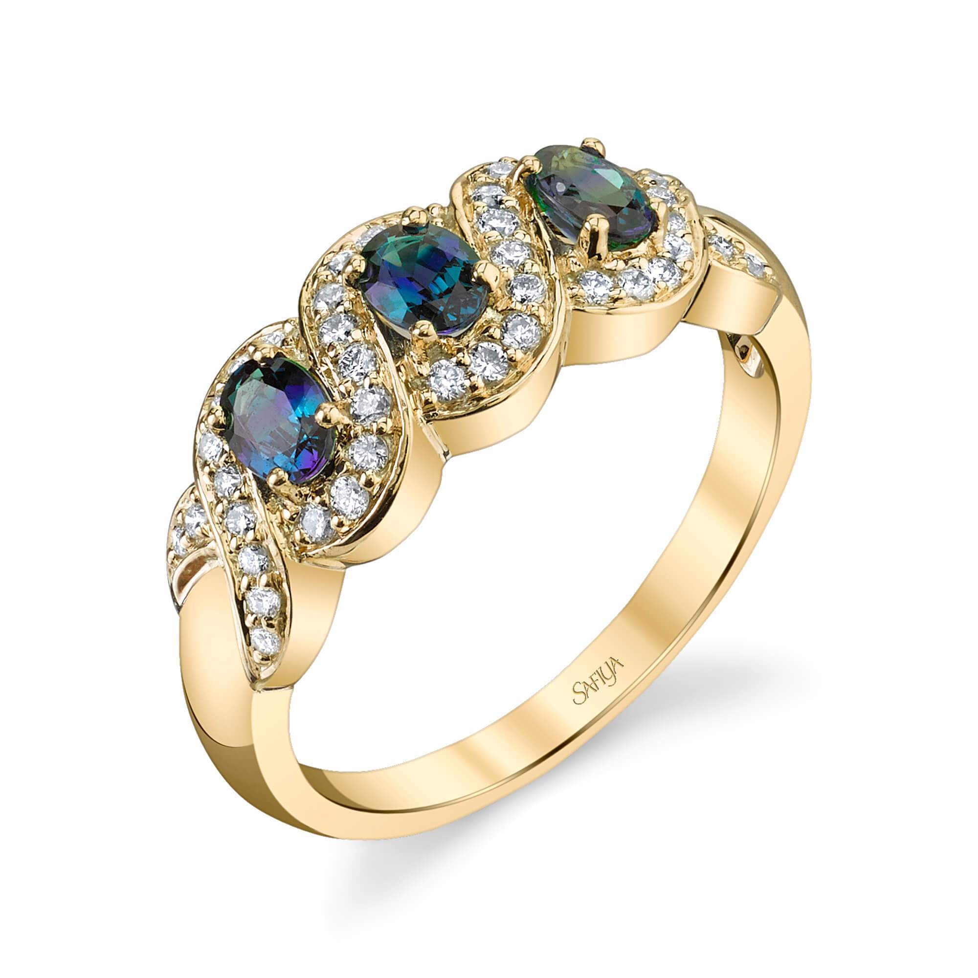 Triplicity - 14K Yellow Gold Alexandrite Ring
