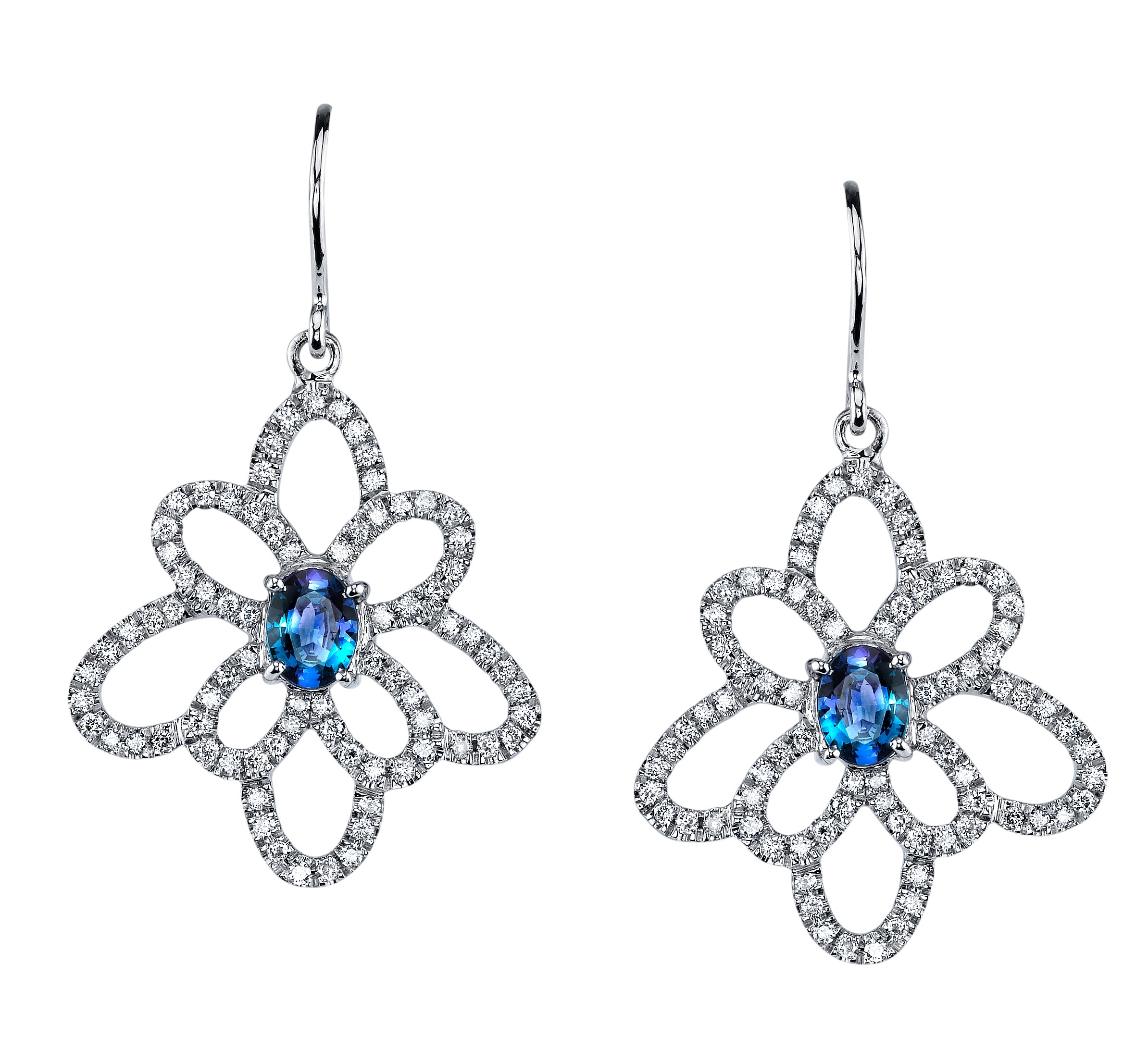 Nature Blooms - 14K White Gold Alexandrite Earring