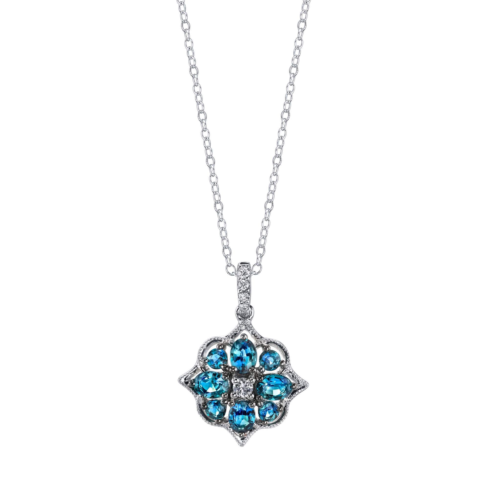 Natural Passion - 18K White Gold Alexandrite Pendant
