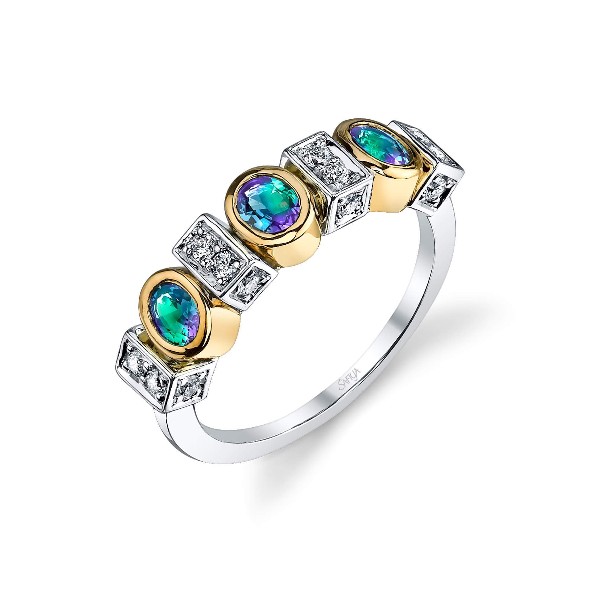 Superior - 18K White Yellow Gold Alexandrite Ring