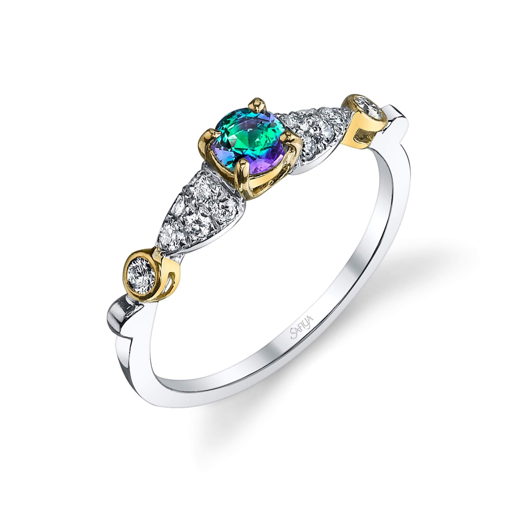 Mystique - 18K White Yellow Gold Alexandrite Ring
