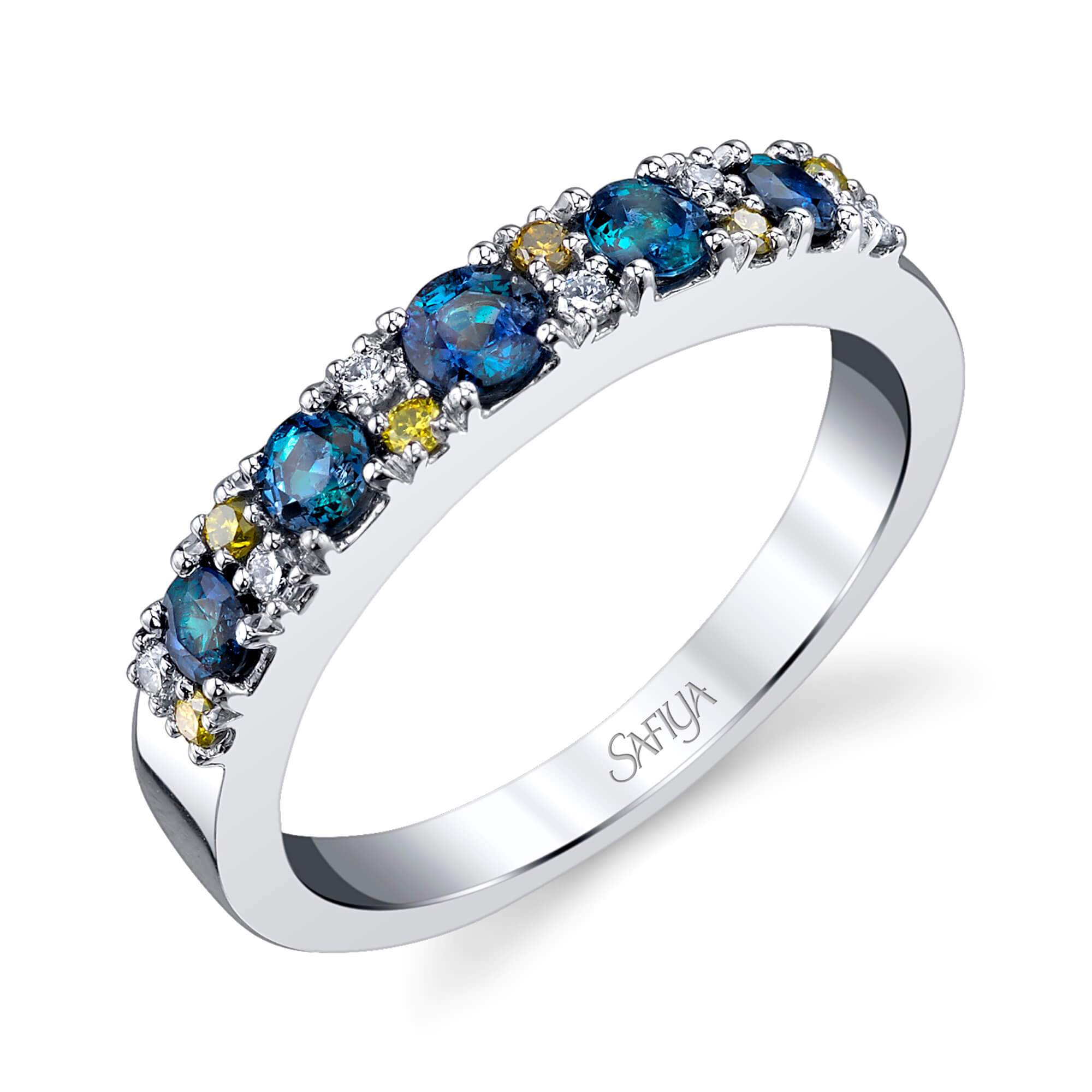 Noble Savior - 18K White Gold Alexandrite Ring