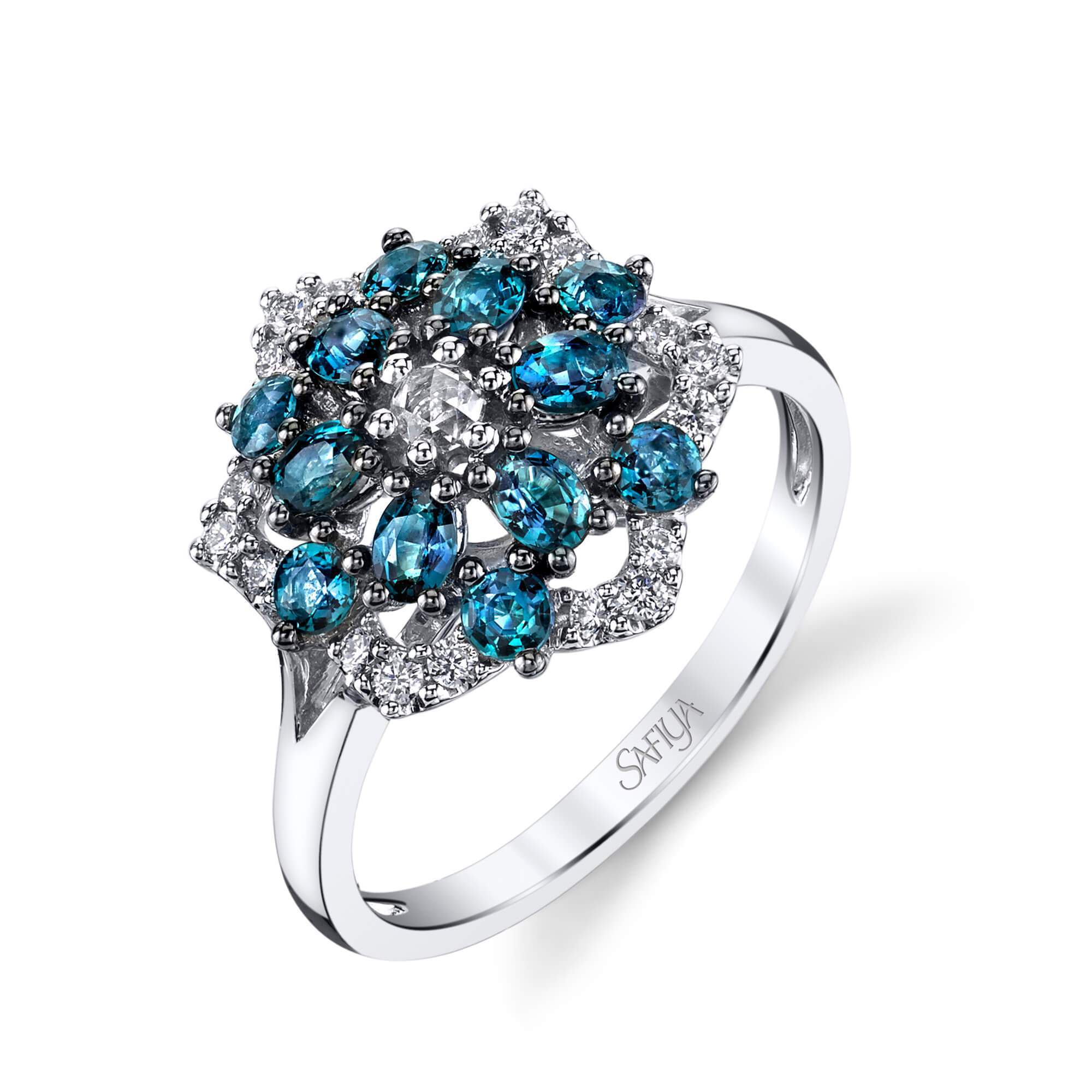 The Opulent - 18K White Gold Alexandrite Ring